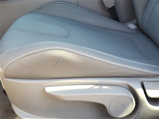 Used 2025 Hyundai Elantra SEL image 18