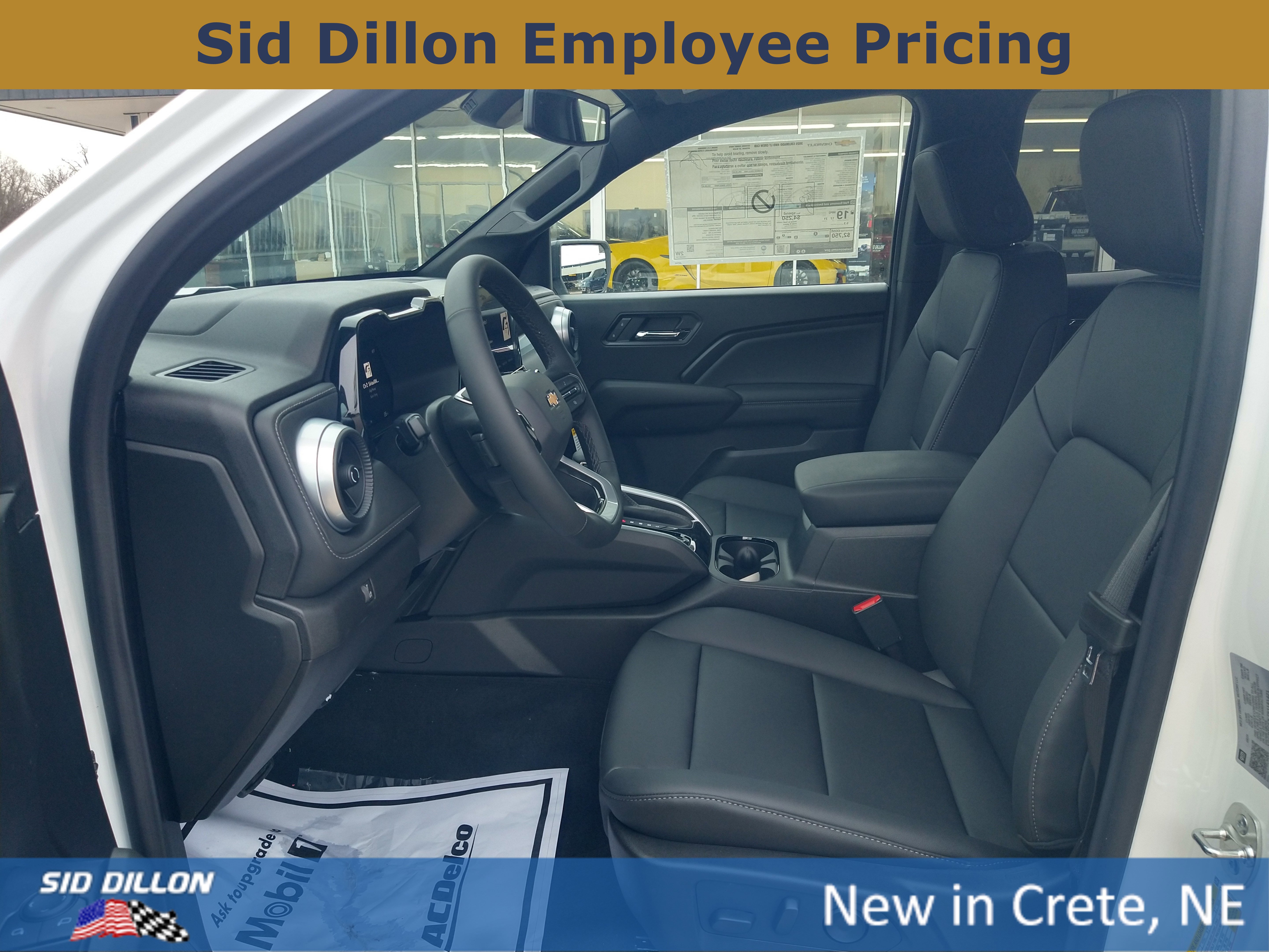 New 2025 Chevrolet Colorado LT w/ LT Convenience Package image 3