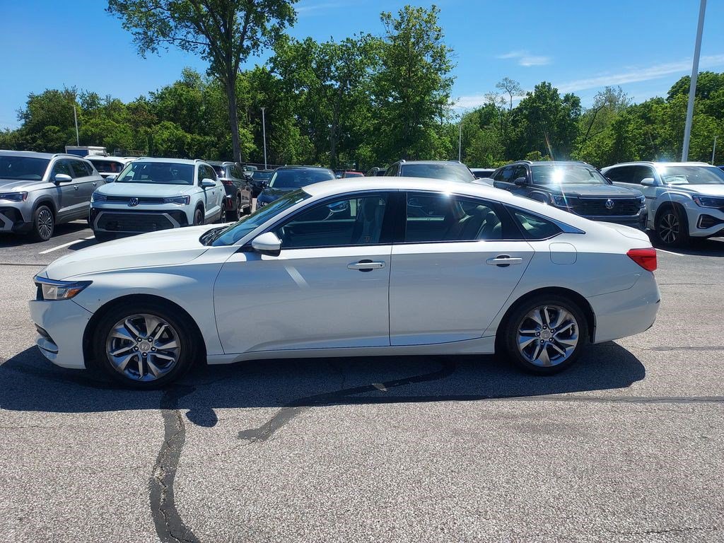 Used 2018 Honda Accord LX image 4