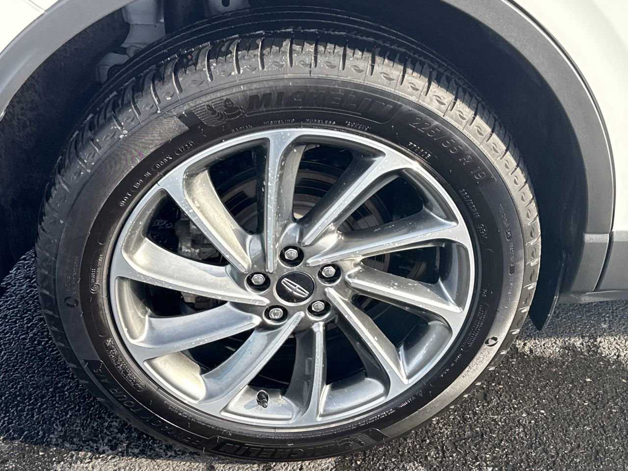 Used 2024 Lincoln Corsair AWD w/ Equipment Group 101A image 10