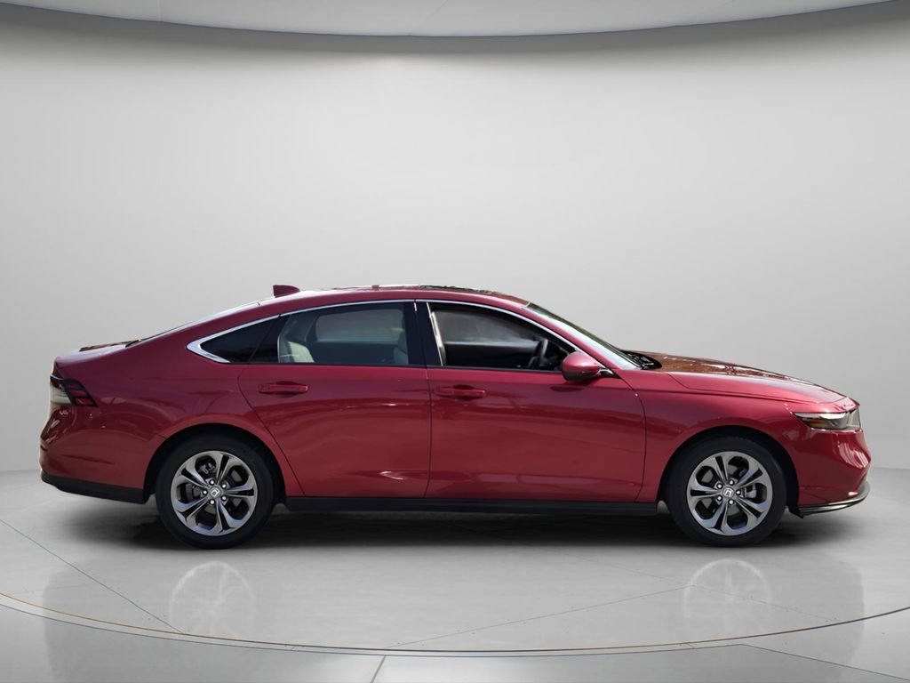 Used 2024 Honda Accord EX image 3