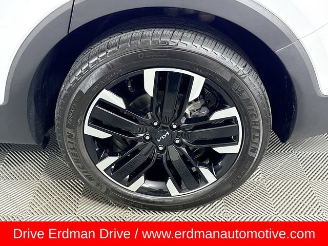 Used 2025 Kia Telluride SX Prestige image 4