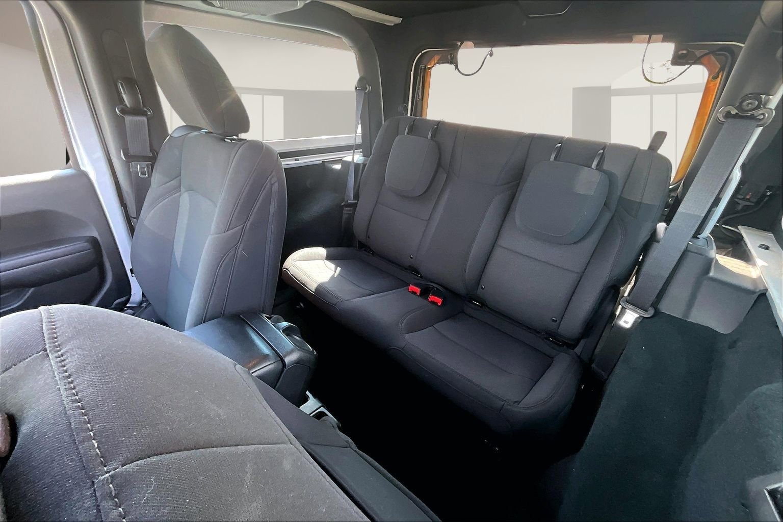 Used 2023 Jeep Wrangler Sport S image 22