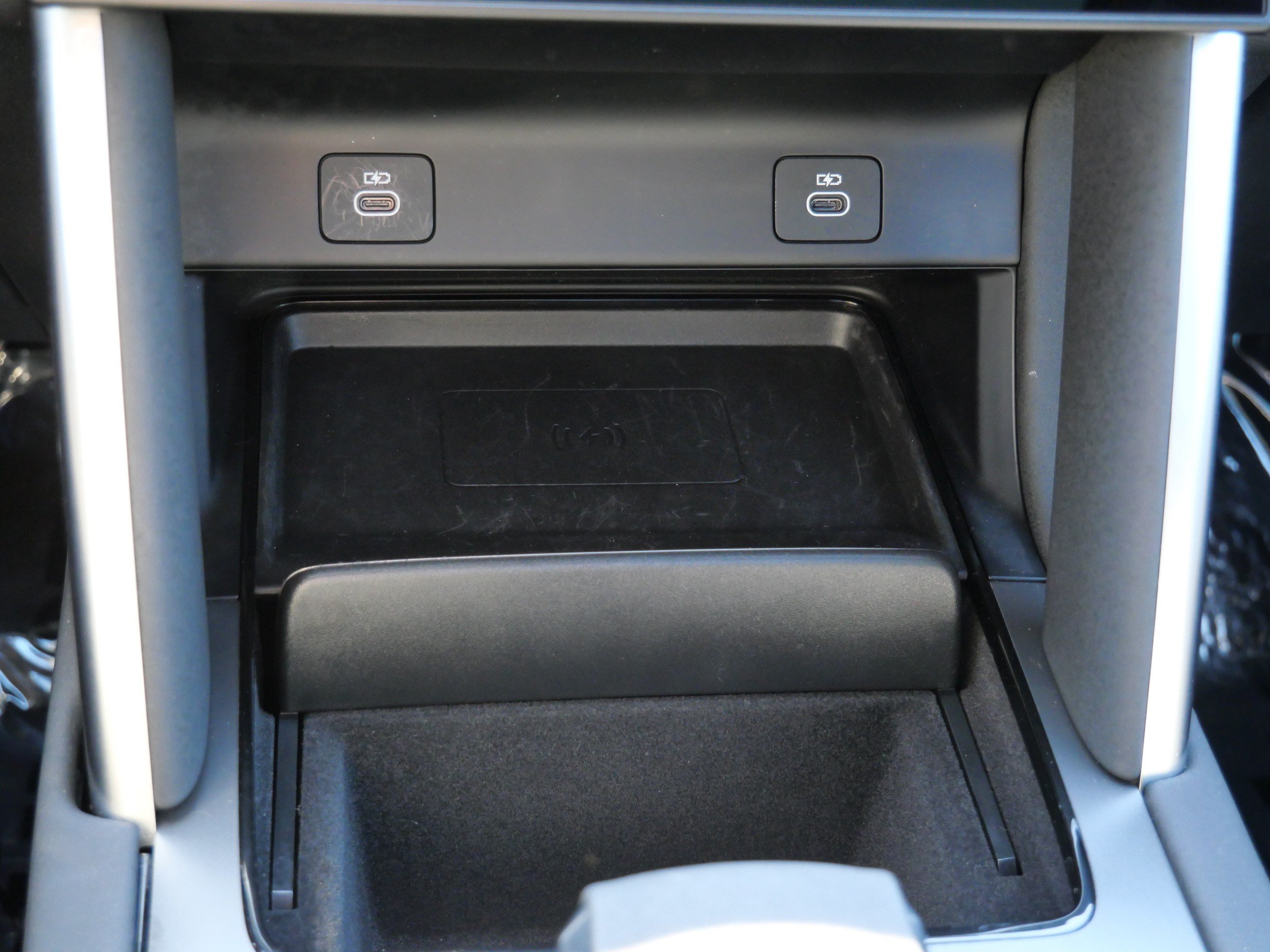 Used 2024 Land Rover Discovery Sport Dynamic SE AWD/4WD image 22
