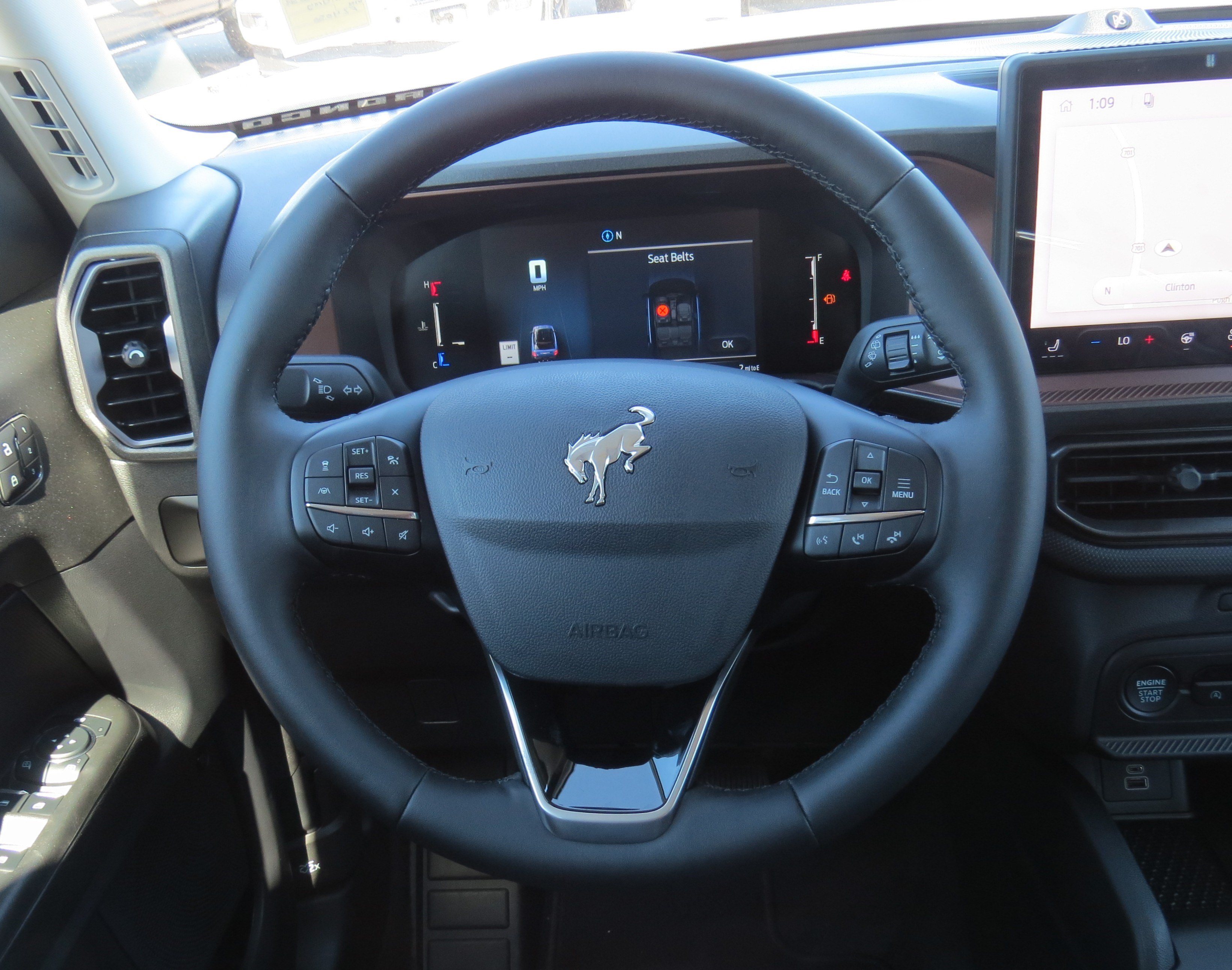 New 2026 Ford Bronco Sport Outer Banks w/ Outer Banks Tech Package+ AWD/4WD image 18