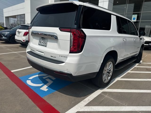 Used 2021 GMC Yukon XL SLT w/ SLT Luxury Package AWD/4WD image 4