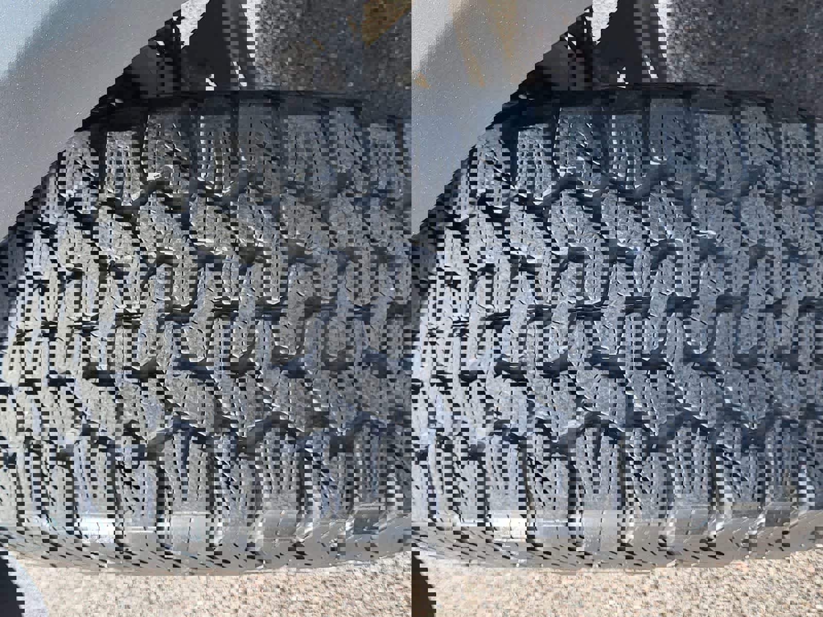 Used 2018 Ford F150 Raptor w/ Equipment Group 801A Mid image 9