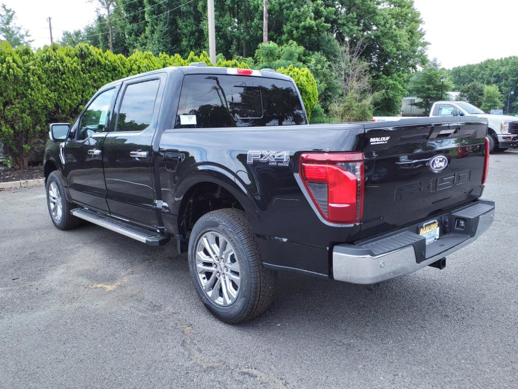 New 2024 Ford F150 XLT w/ Equipment Group 302A MID image 4