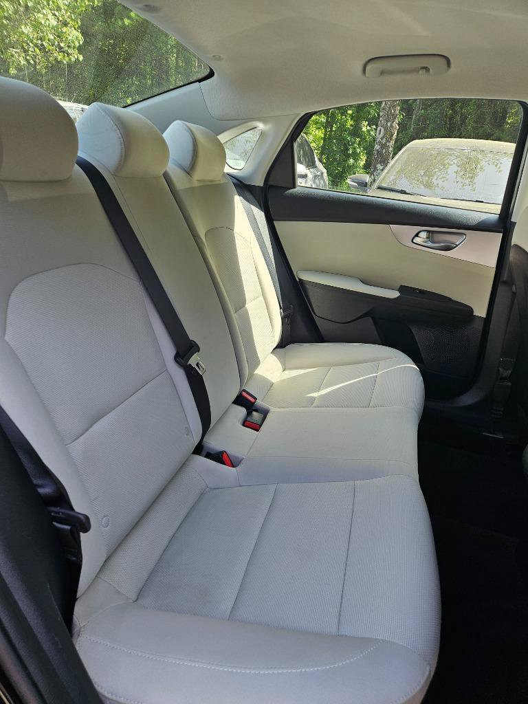 Used 2023 Kia Forte LXS FWD image 21