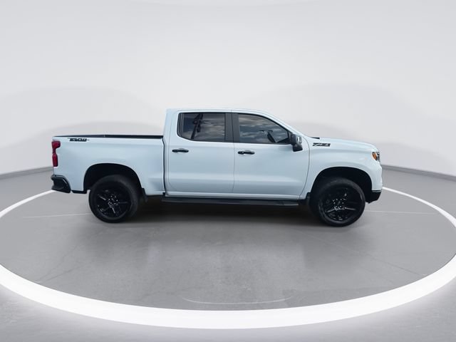 Used 2026 Chevrolet Silverado 1500 LT Trail Boss w/ LT Trail Boss Premium Package AWD/4WD image 9