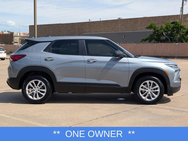 Used 2024 Chevrolet TrailBlazer LS FWD image 2