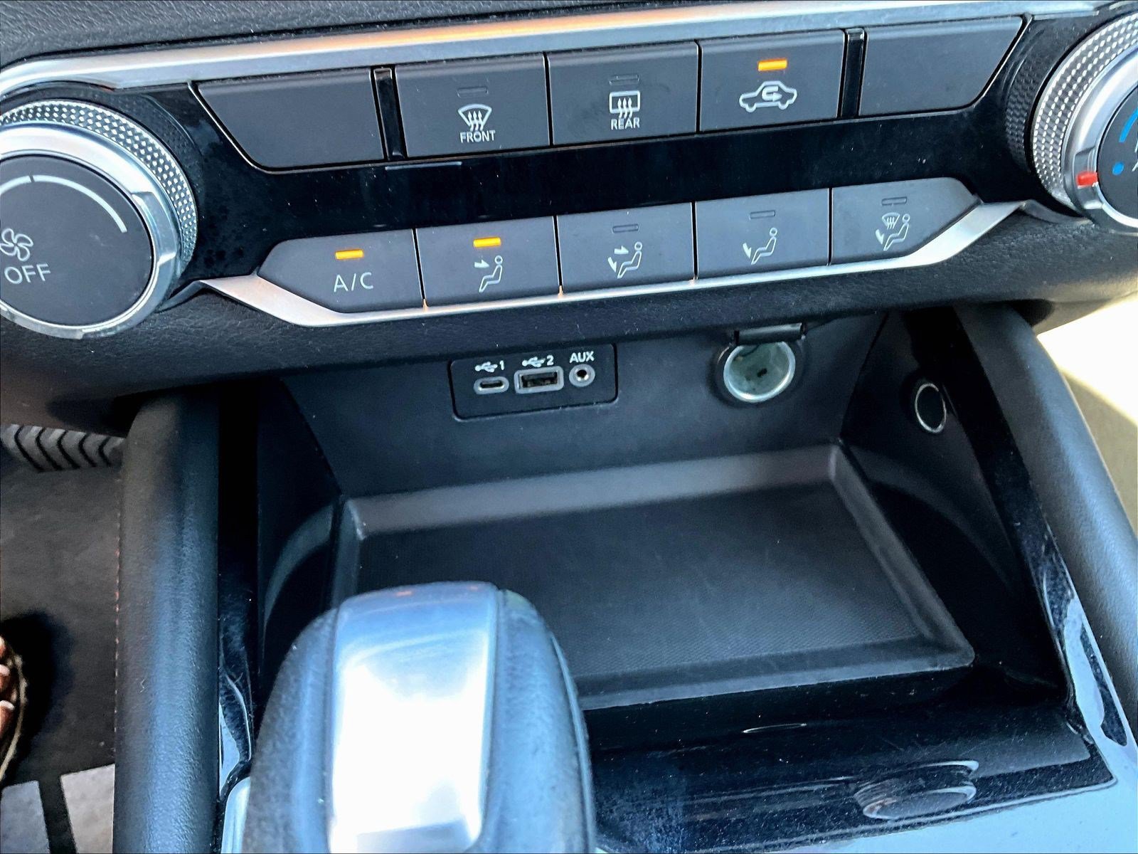 Used 2024 Nissan Altima 2.5 SR FWD image 16