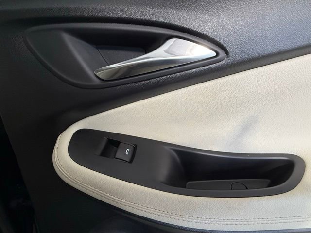 Used 2024 Buick Encore GX Avenir w/ Avenir Convenience Package FWD image 25