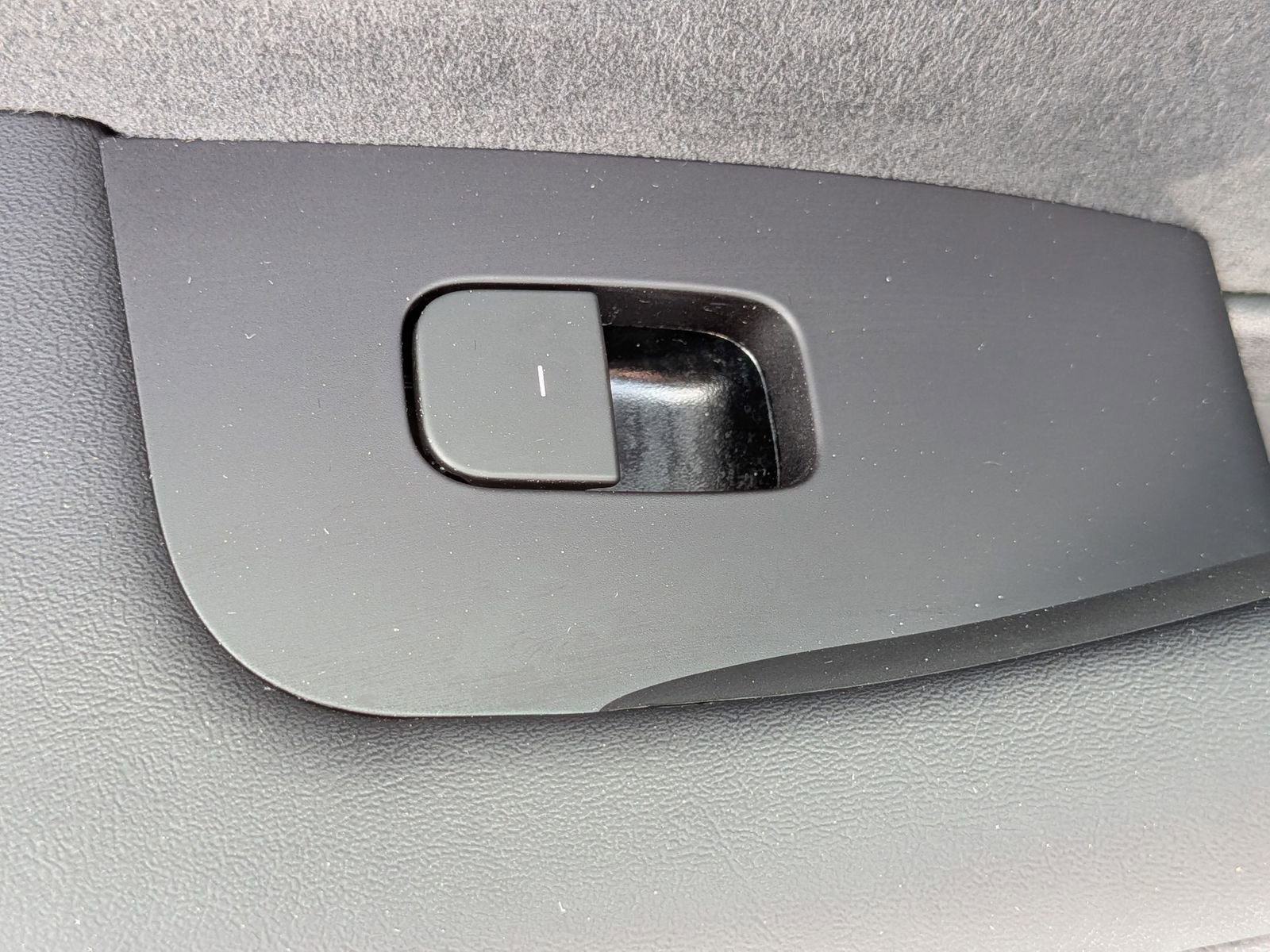 Used 2023 Tesla Model 3 Standard Range image 28