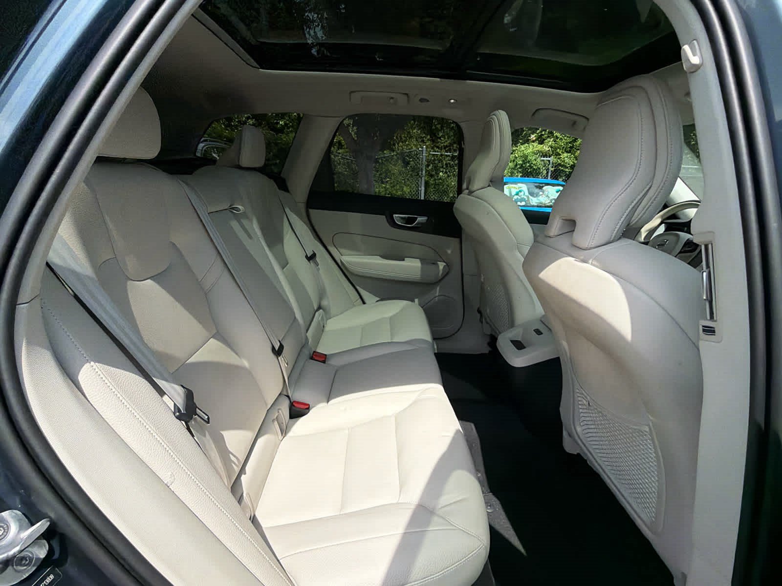 Used 2024 Volvo XC60 B5 Core w/ Climate Package AWD/4WD image 21