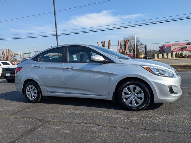 Used 2016 Hyundai Accent SE w/ Option Group 02