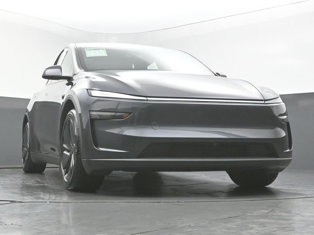 Used 2026 Tesla Model Y Long Range image 46