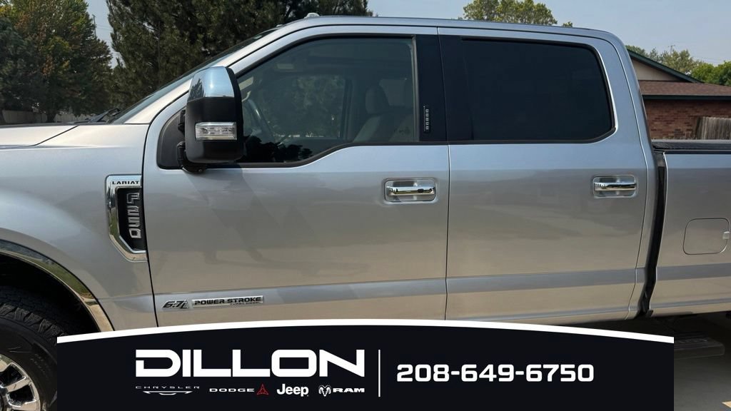 Used 2022 Ford F250 Lariat w/ Lariat Ultimate Package AWD/4WD image 3