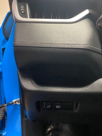 Used 2019 Toyota RAV4 LE image 19