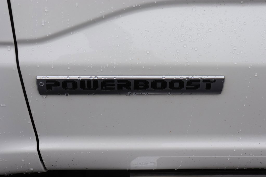 Used 2023 Ford F150 Lariat w/ Trailer Tow Package image 10