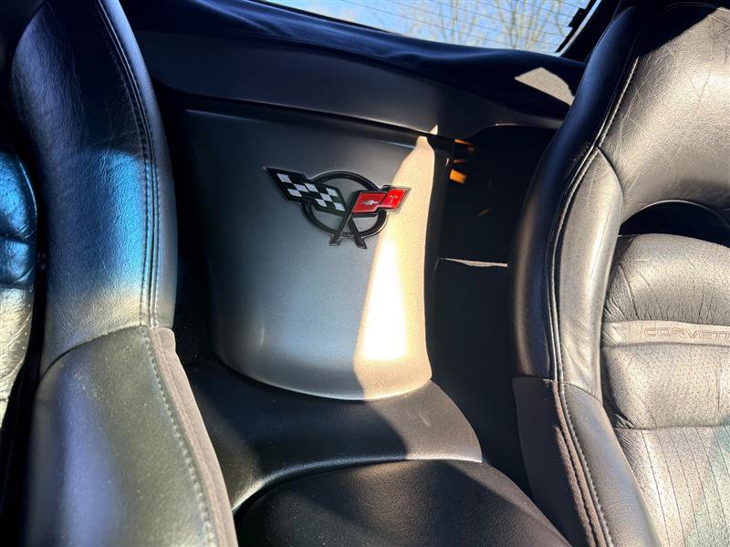 Used 2000 Chevrolet Corvette Convertible w/ Memory Pkg image 20