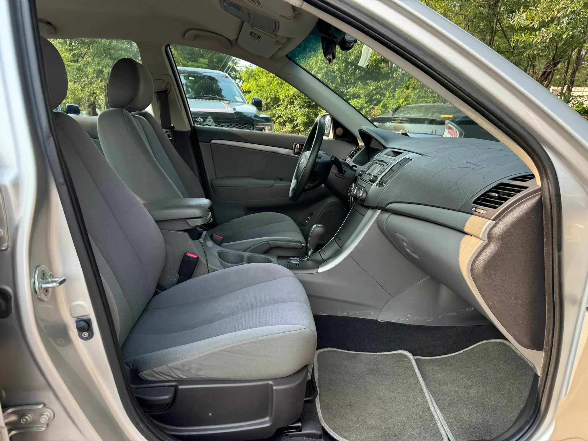 Used 2009 Hyundai Sonata GLS FWD image 24