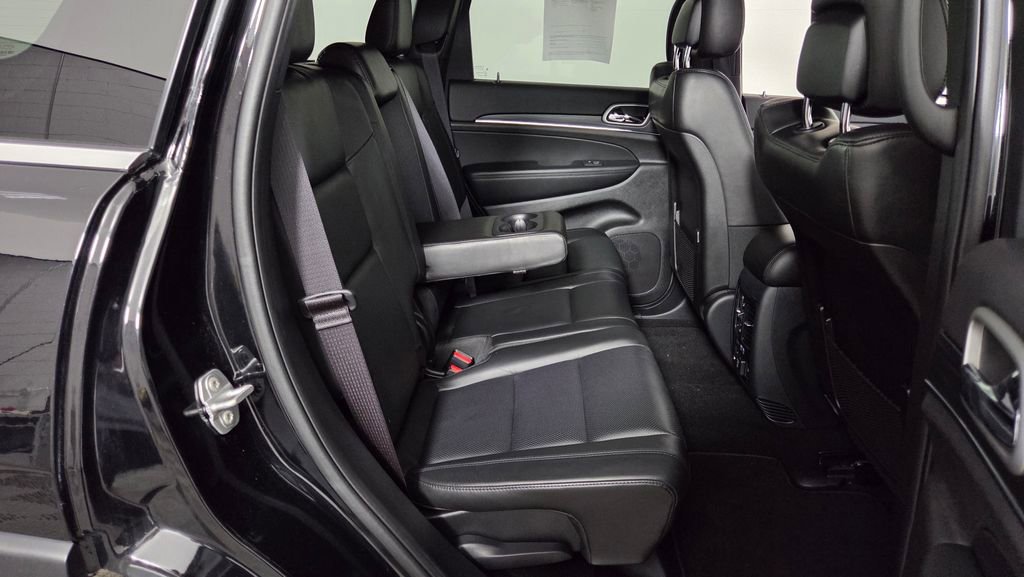 Used 2020 Jeep Grand Cherokee Limited w/ Luxury Group II AWD/4WD image 36