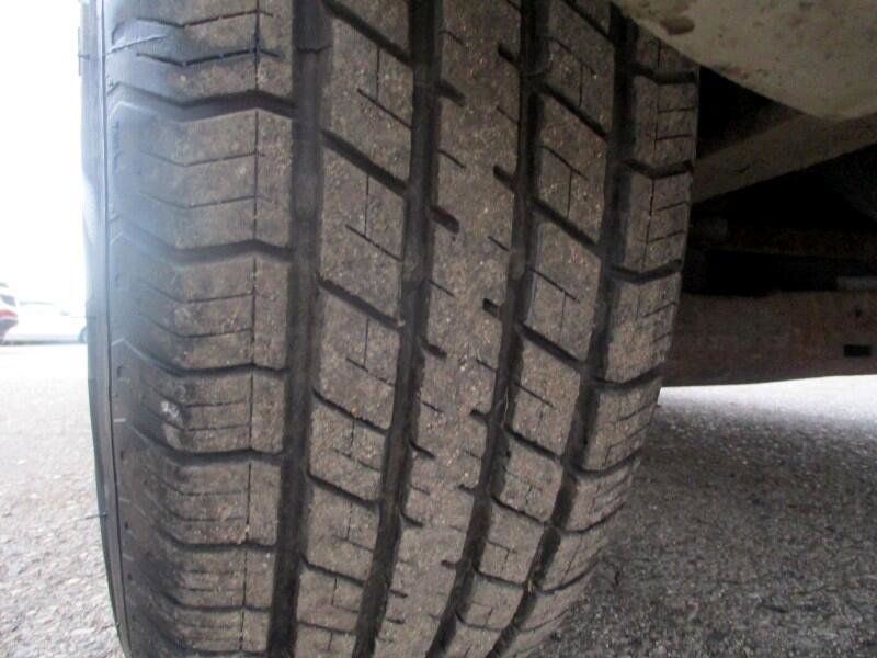 Used 2007 Chrysler Town & Country Touring image 8