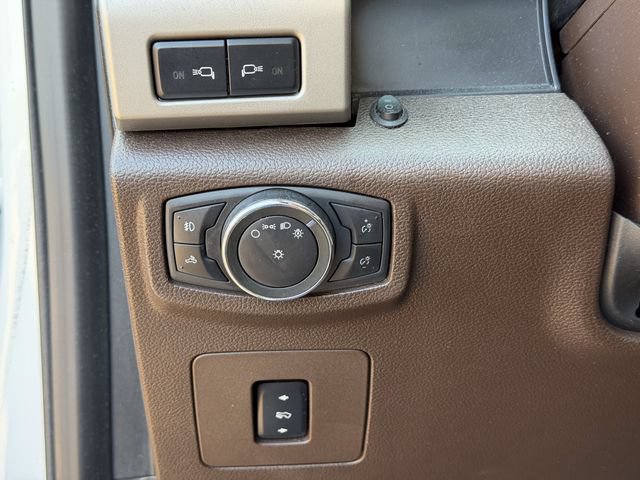 Used 2017 Ford F150 King Ranch w/ Equipment Group 601A Luxury AWD/4WD image 10