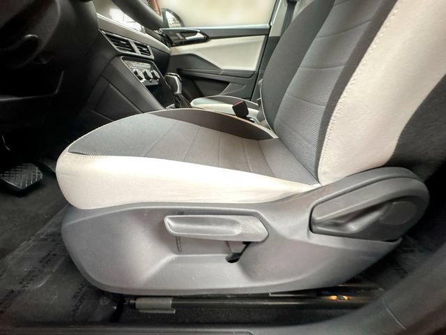 Certified 2025 Volkswagen Taos S AWD/4WD image 15