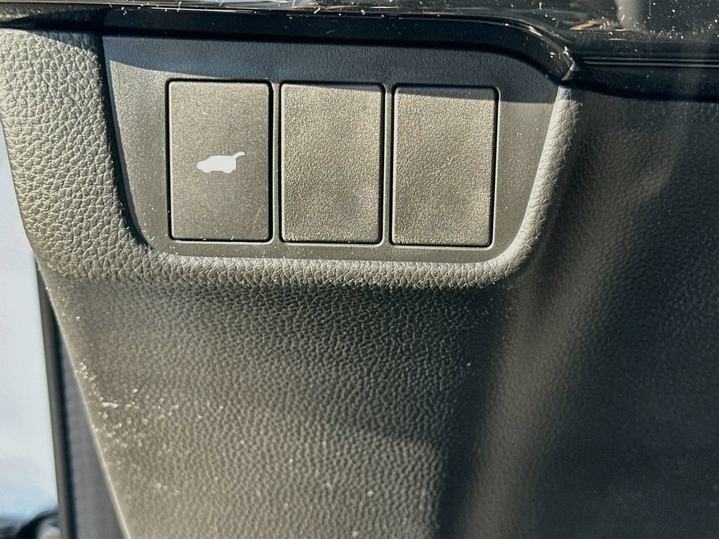 Used 2026 Honda CR-V EX-L image 10