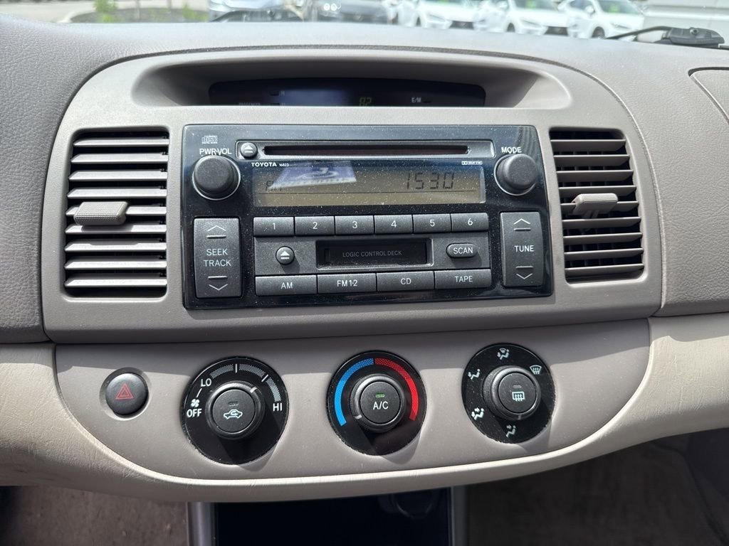 Used 2003 Toyota Camry LE image 13