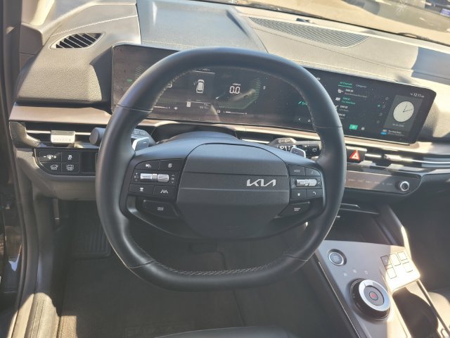 Used 2026 Kia Sportage EX AWD/4WD image 30