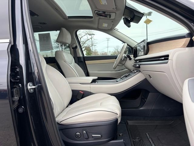 Used 2024 Hyundai Palisade Limited image 9