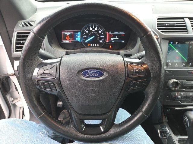 Certified 2019 Ford Explorer XLT w/ Equipment Group 202A image 36