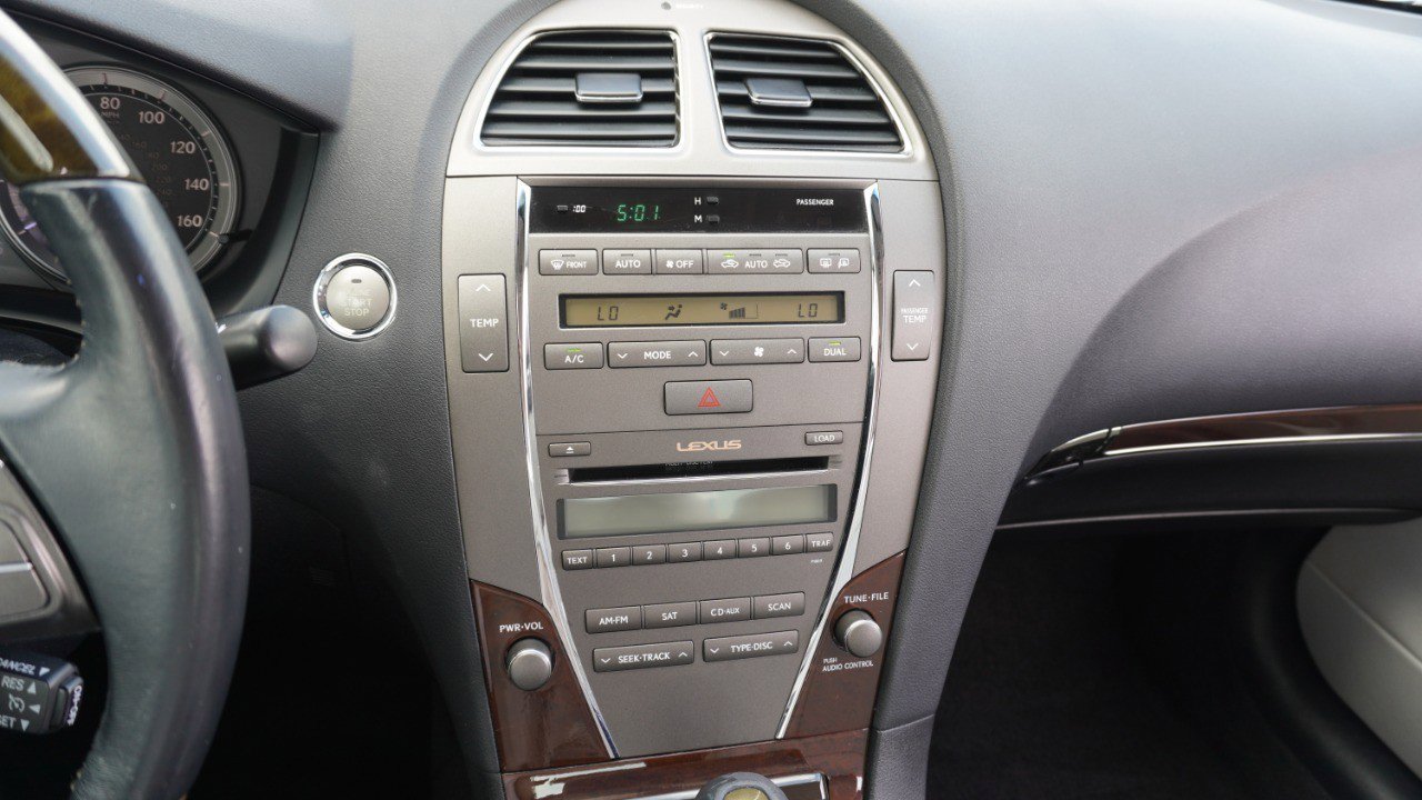 Used 2010 Lexus ES 350 FWD image 16