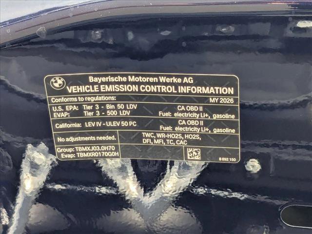 New 2026 BMW 750e xDrive image 19