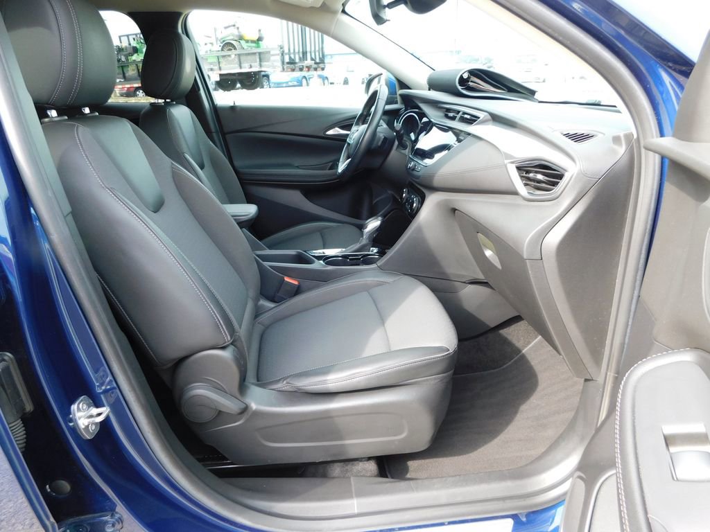 Used 2023 Buick Encore GX Preferred w/ Cold Weather Comfort Package image 17