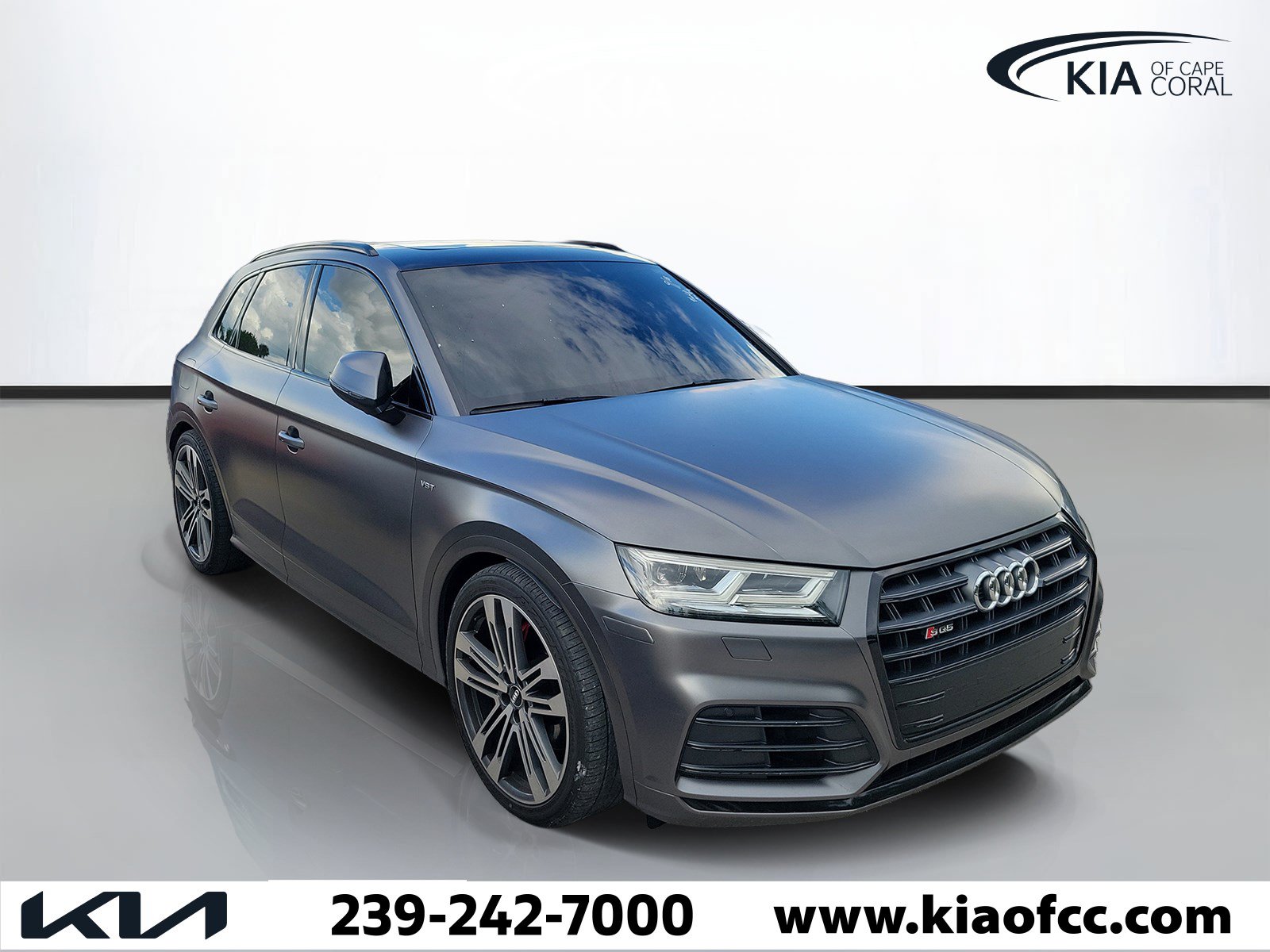 Used 2018 Audi SQ5 Premium Plus w/ S Sport Package AWD/4WD image 1