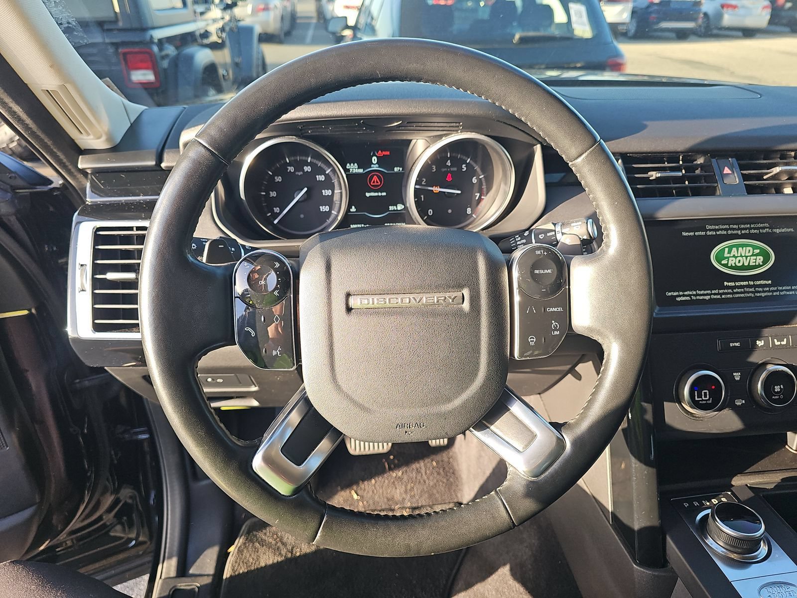 Used 2020 Land Rover Discovery SE AWD/4WD image 5
