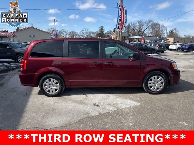Used 2020 Dodge Grand Caravan SE w/ UConnect Hands-Free Group image 2