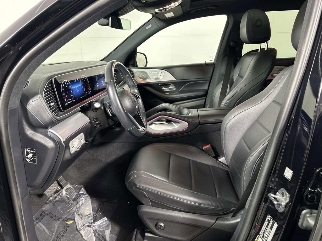 Used 2024 Mercedes-Benz GLS 450 4MATIC image 18
