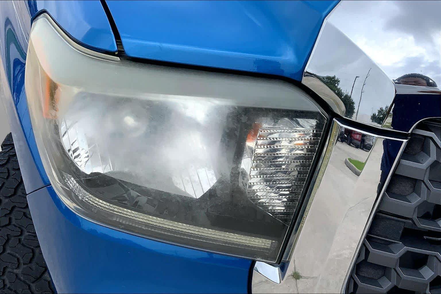 Used 2018 Toyota Tundra SR5 w/ SR5 Upgrade Package RWD image 26