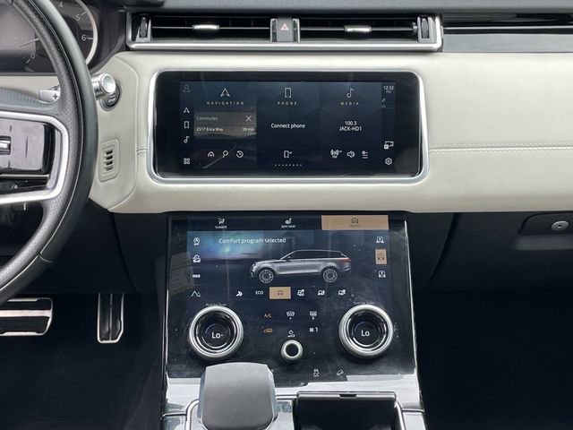 Used 2022 Land Rover Range Rover Velar R-Dynamic S image 15