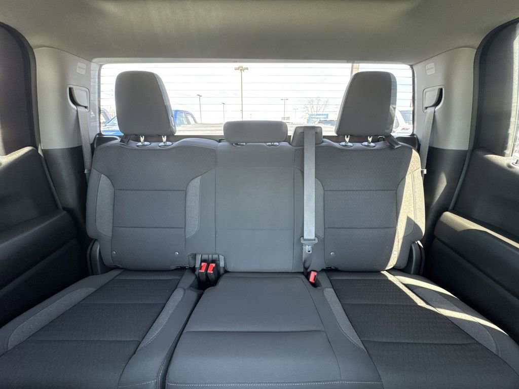 Used 2024 Chevrolet Silverado 1500 Custom w/ Turbomax Blackout Package image 22