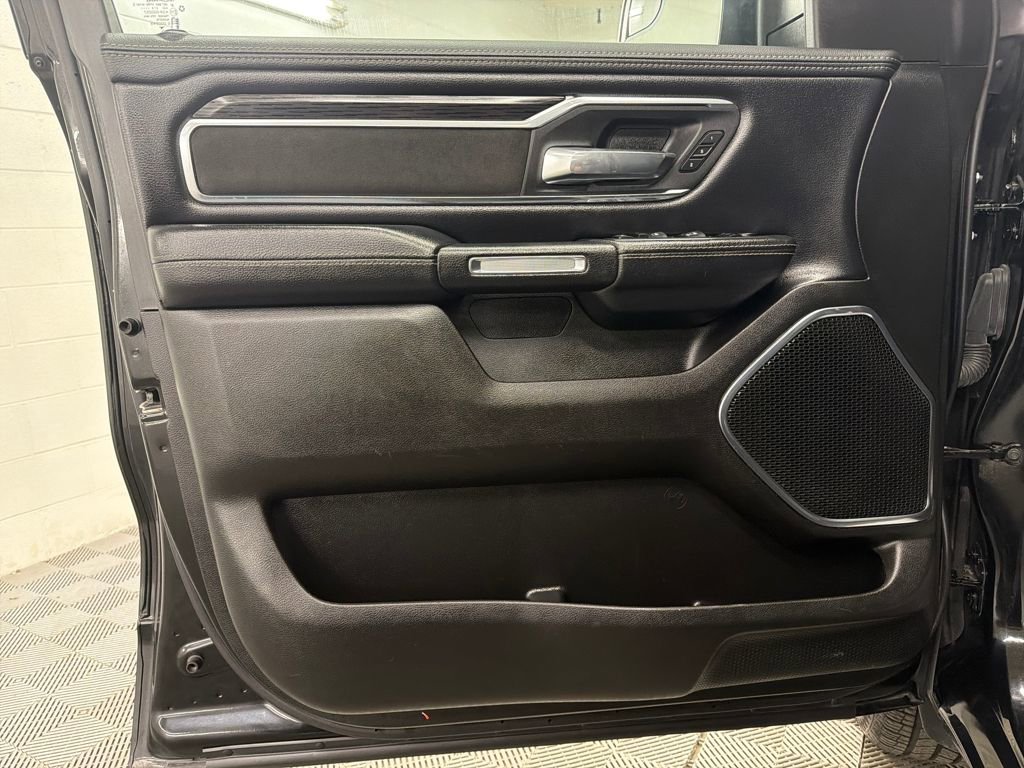 Used 2024 RAM 1500 Laramie image 16