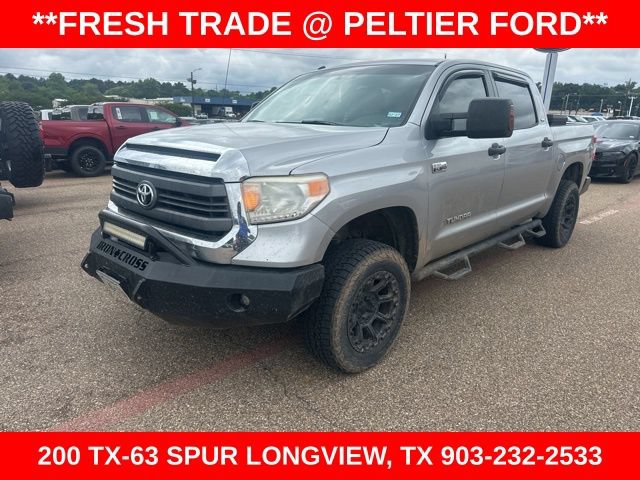 Used 2015 Toyota Tundra SR5 w/ SR5 Upgrade Package AWD/4WD image 3