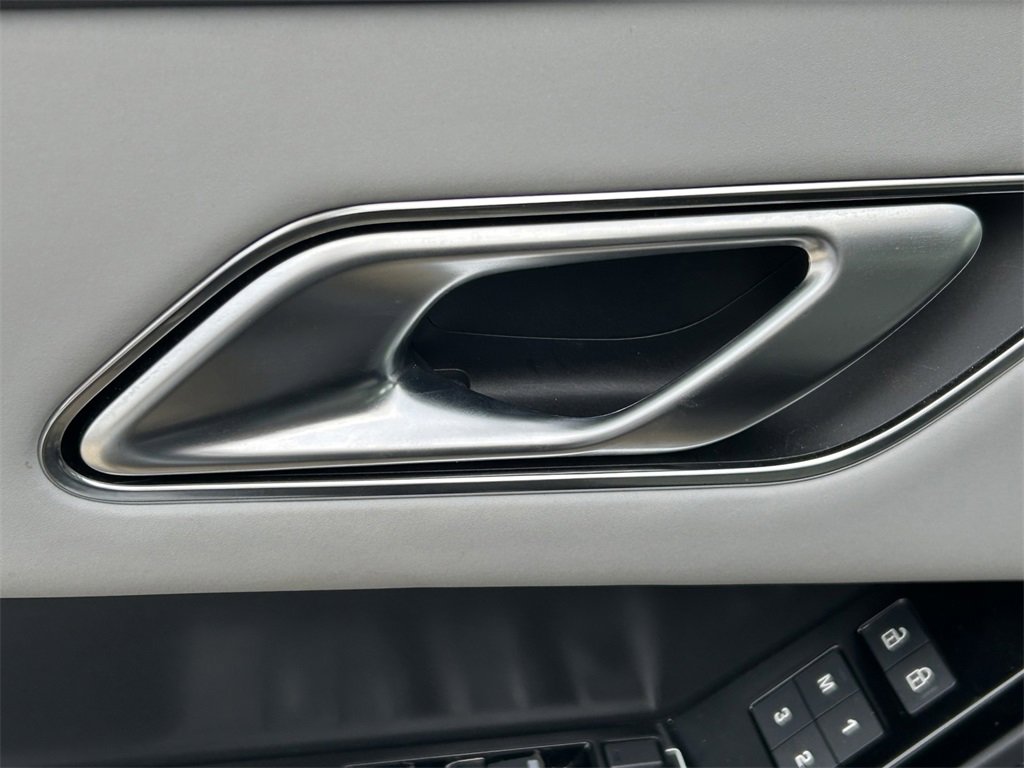 Used 2025 Land Rover Range Rover Velar Dynamic SE image 27