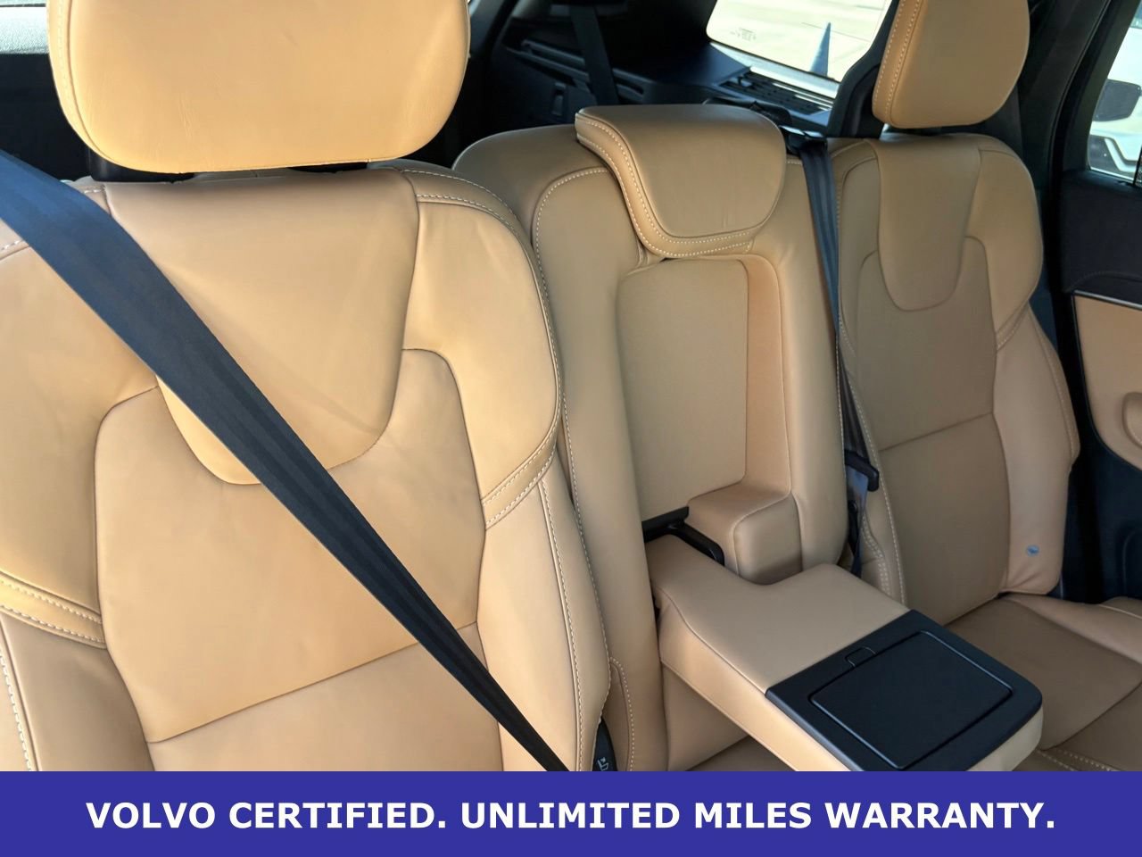 Certified 2025 Volvo XC90 T8 Ultra w/ Protection Package Premier AWD/4WD image 35