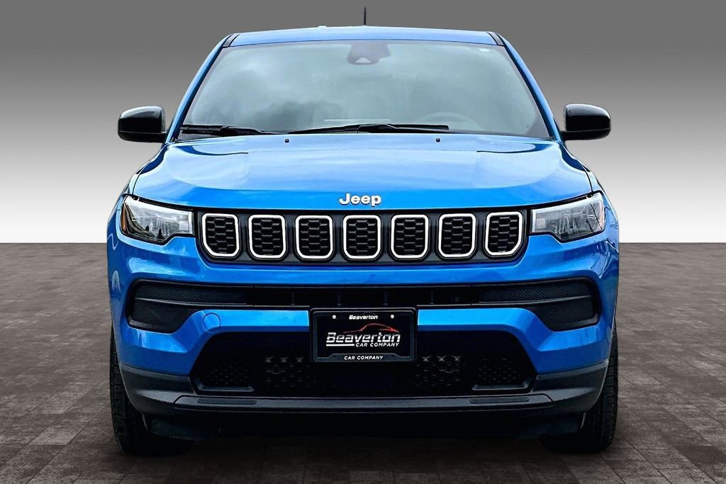 Used 2024 Jeep Compass Sport AWD/4WD image 5